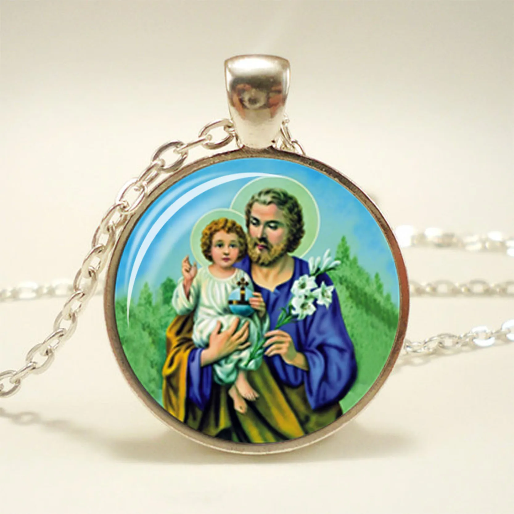 

Virgin Mary Mother of Baby Glass Pendant Jesus Christ Christian Jewelry Jesus Oil Painting Necklace Gift for Men Women