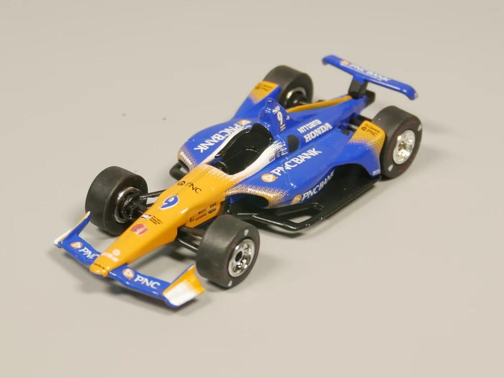 Greenlight 1: 64 INDY литая модель автомобиля - Цвет: Number 9