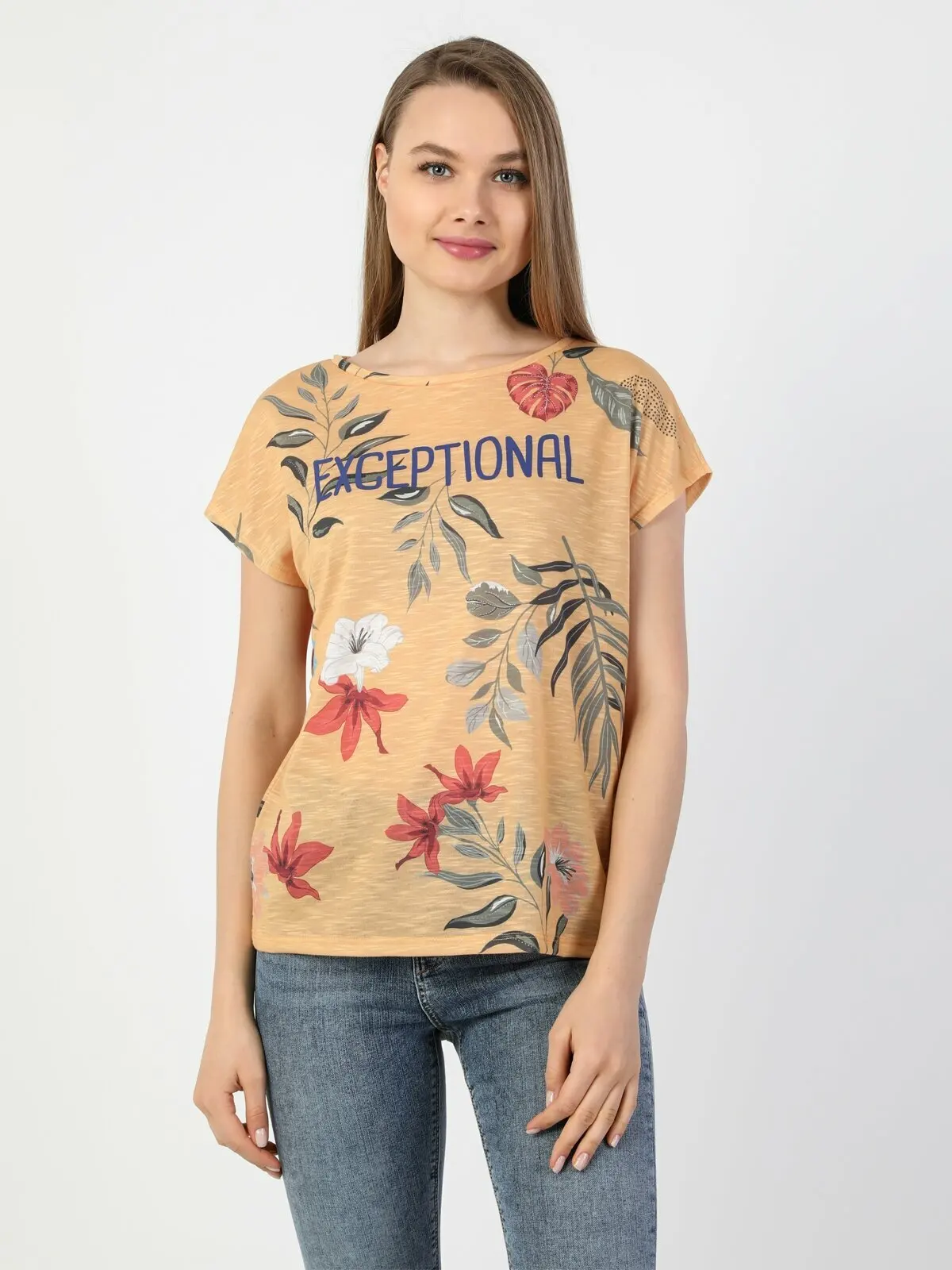 

Colins Woman Regular Fit Yellow Short SleeveTshirtWomen's Tshirt Fashion Woman Tshirts,CL1047735