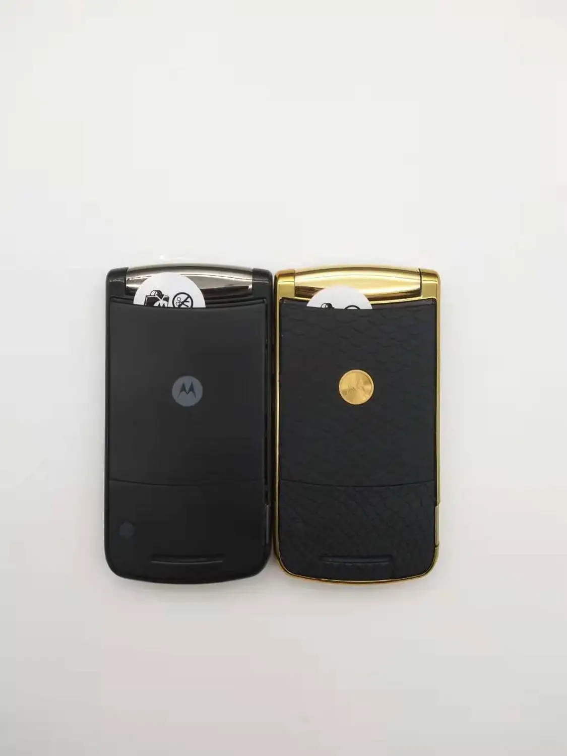 motorola v8 refurbished original unlocked luxury version 2 2 240x320 pixels 770mah gsm flip mp3 cellphone fm radion phone free global shipping