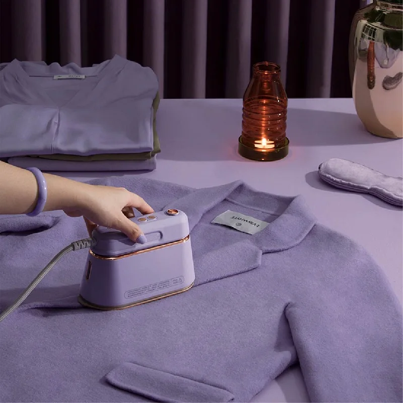 

6 Holes For Steam Handheld Steam Iron Electric Garment Steamer Hanging Machine Portable Travel Clothes Ironing Machine 1000W