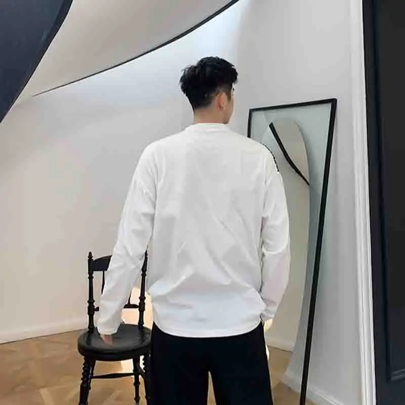 

Men's long sleeve hairdresser bottom color matching sweater spring and autumn Korean version of men's loose T-shirt sequins pers