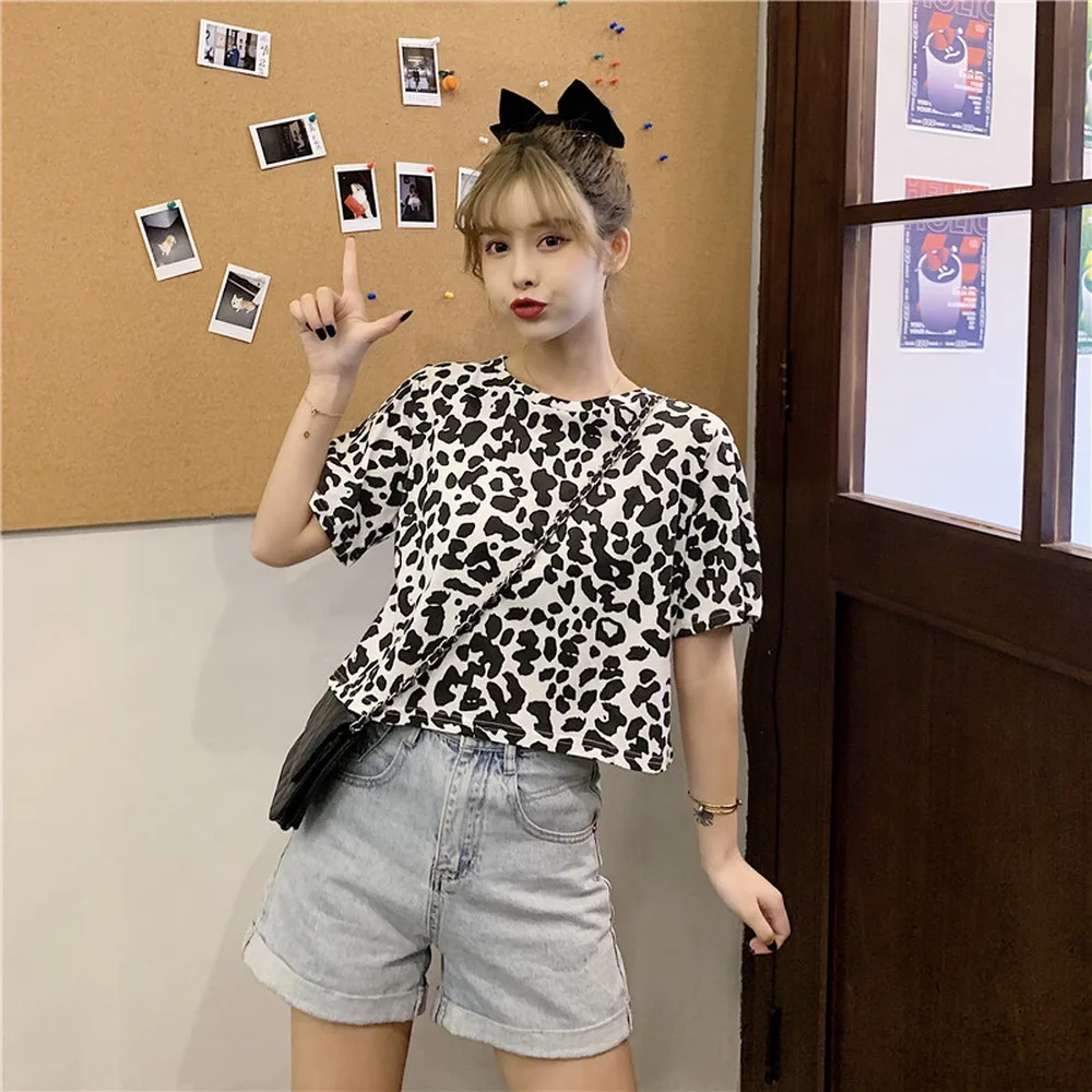 

Short sleeve T-shirt women's summer design loose Korean ins fashion Harajuku wind burst Street exposed navel jacket crop top