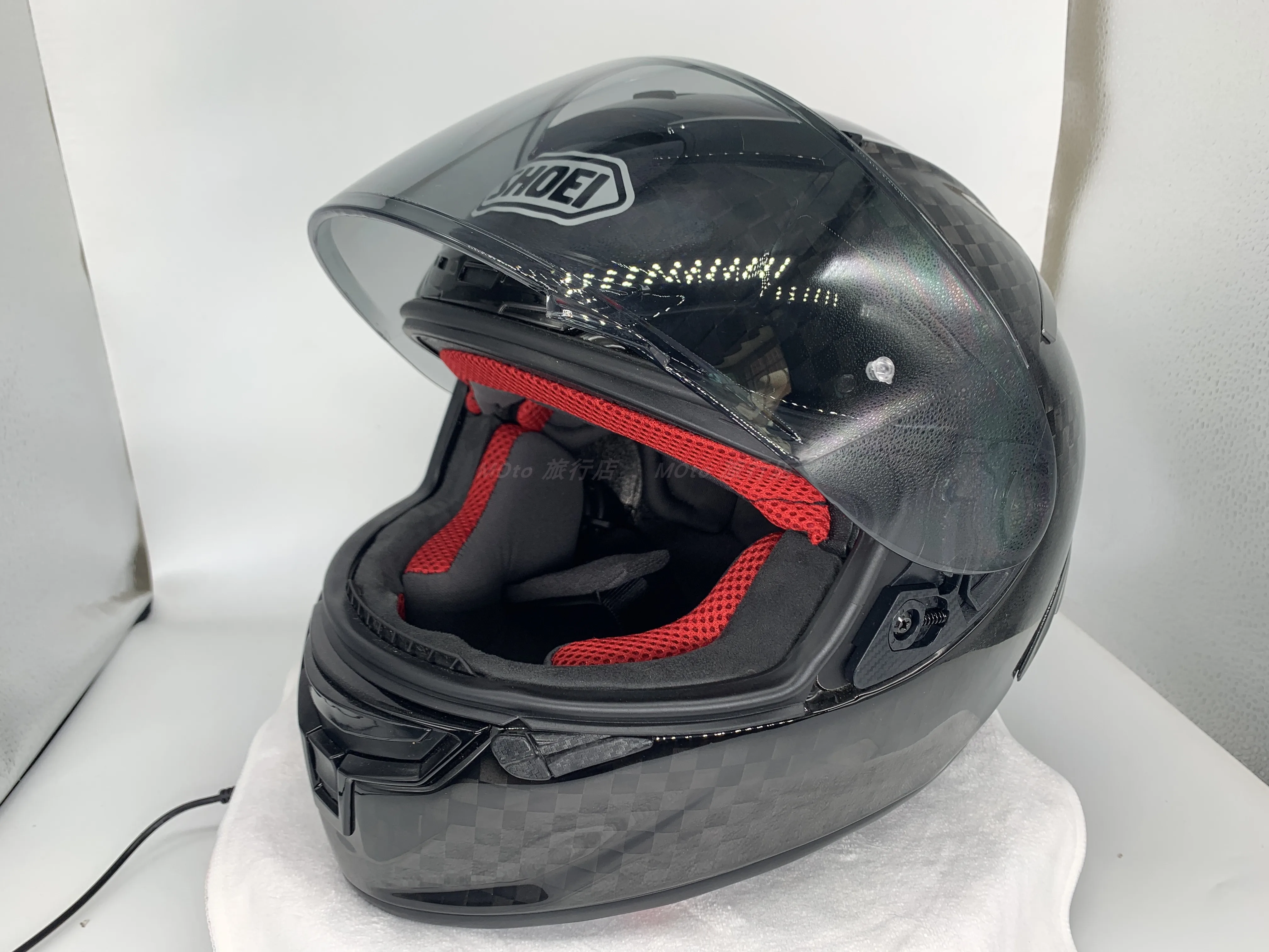 

QZTECH Motorcycle Shoei Helmet Full Helmet X14 Carbon Fiber Red Fortune Cat Ant Vintage Marquis Motorcycle Male Four Seasons