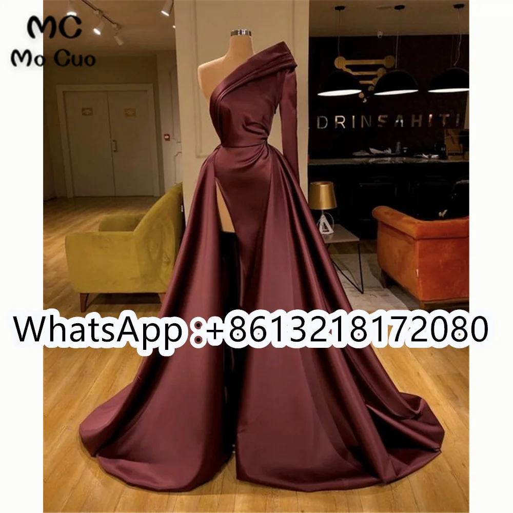 

2021 Burgundy One Shoulder Prom Evening Dresses with Long Sleeve Pleat Front Slit Satin Robe De Soiree Party Prom Dress
