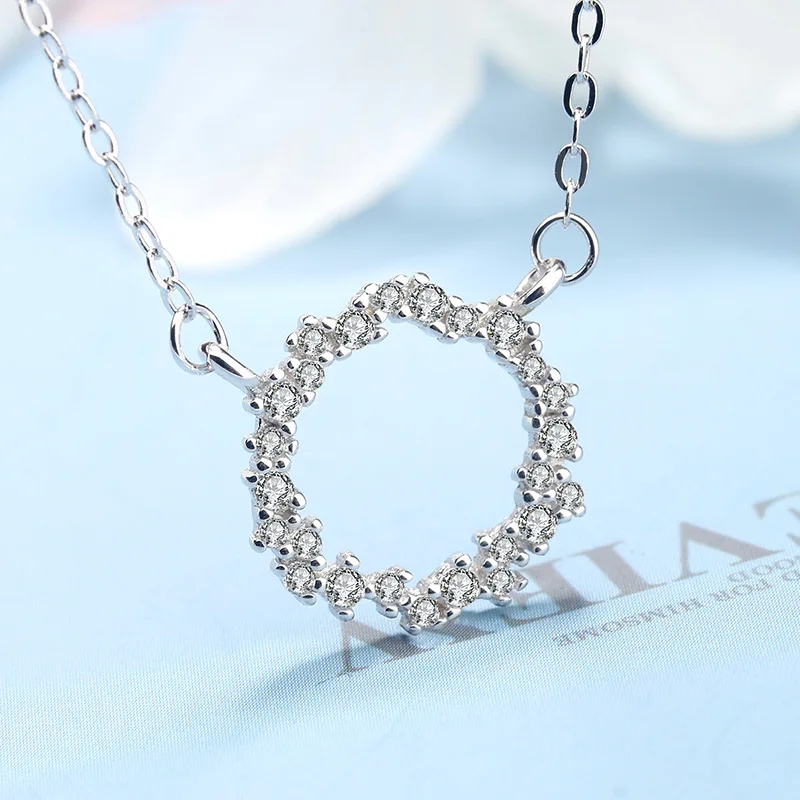 Женское колье из серебра 925 пробы с фианитом|Гибкие и жесткие браслеты| |