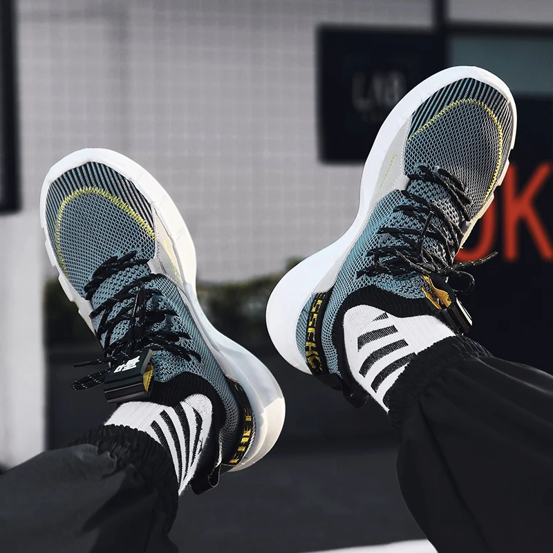 

Brand Men Shoes Sneakers Flats Mesh Slip on Breathable mesh Casual Trainers Krasovki Walking Sneakers Male Men Shoes