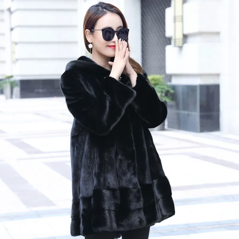 

Brand Luxury Top Real Mink Fur Womens Medium Length Overcoats Long Sleeve Diamonds Button Wave Hem Female Hooded Coats Plus Size