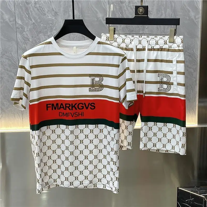 

Summer Suit 2021 Men's Suit trend with summer casual short-sleeved printed cropped pants two-piece