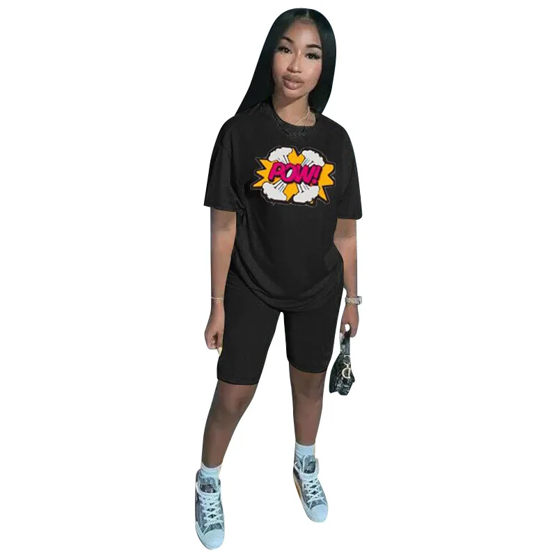 

A new style casual suit for ladies with monogrammed print, round neck, short sleeve, T-shirt and shorts, sports two-piece suit