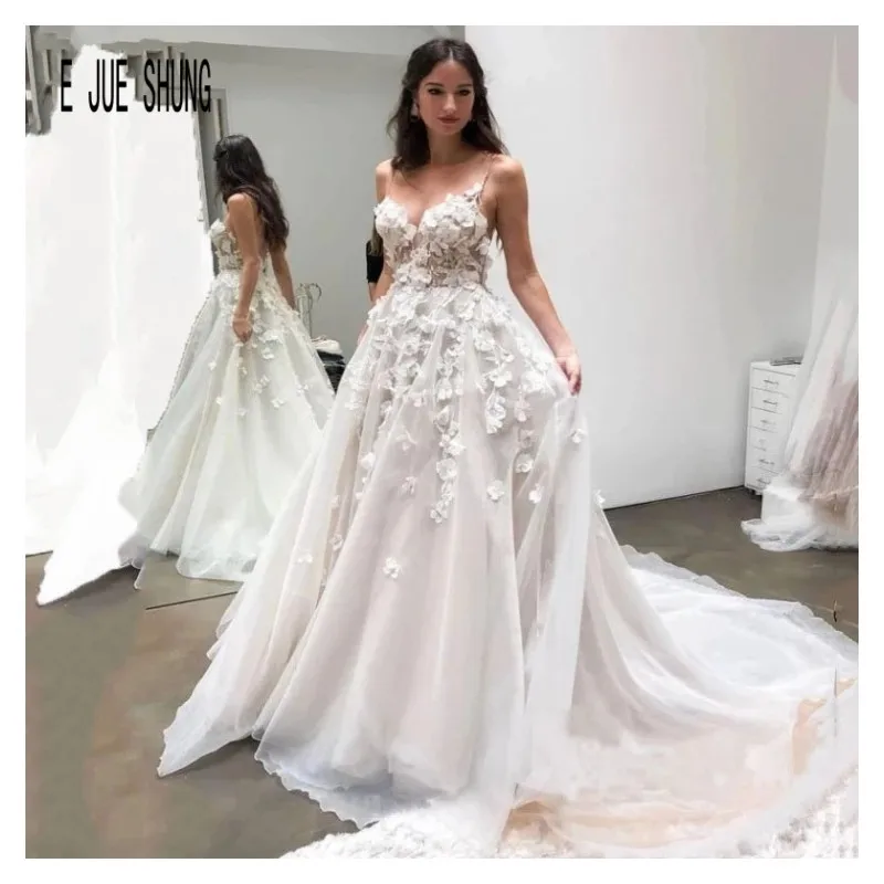

E JUE SHUNG Sexy Backless Boho Wedding Dresses Spaghetti Straps 3D Floral Appliques Illusion Bridal Gowns Vestido De Novia