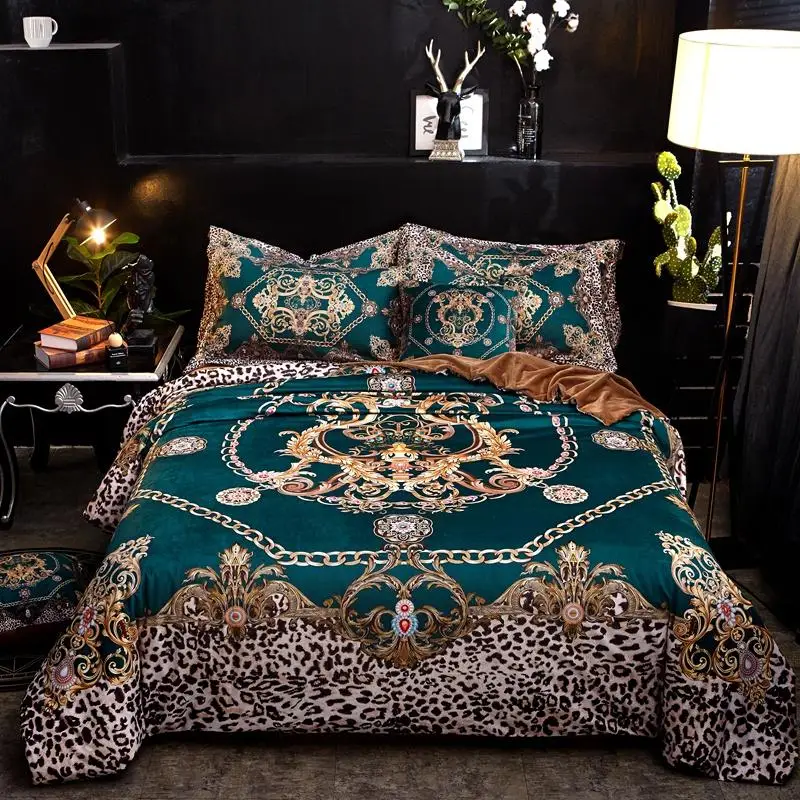 

Luxury Flannel Classic Leopard Print Bedding Set Winter Warm Fleece Soft Duvet Cover Bed Sheet Pillowcase Queen King Size 4/5Pcs