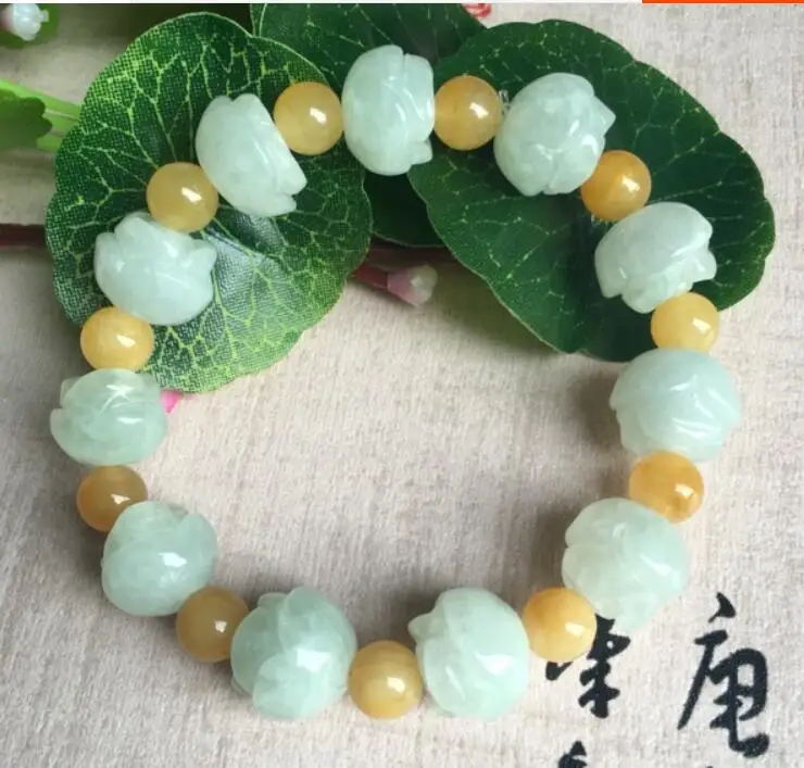 Браслет из натурального бирманского жадеита с бусинами и цветком лотоса зеленый