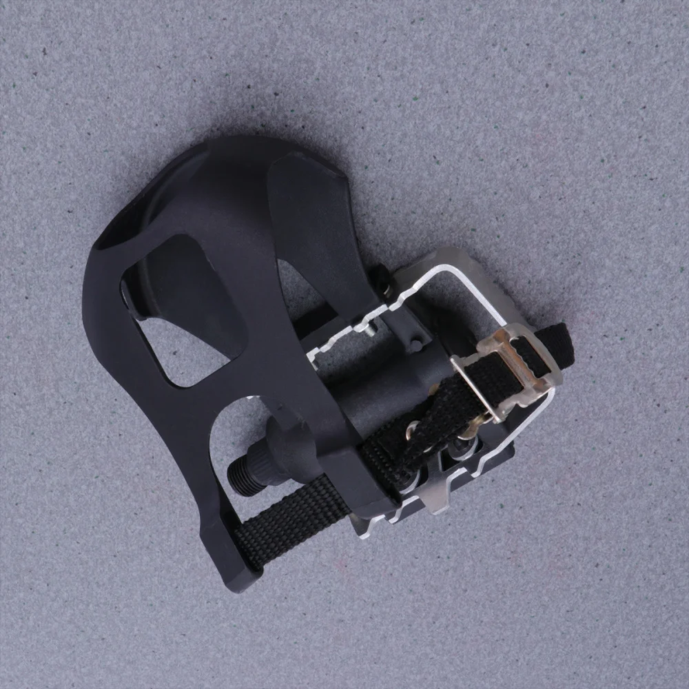 

1 Pair of Pedals with Toe Clip and Straps Universal Pedals Accessory Anti-skid Bike Part(Silver Pedal)