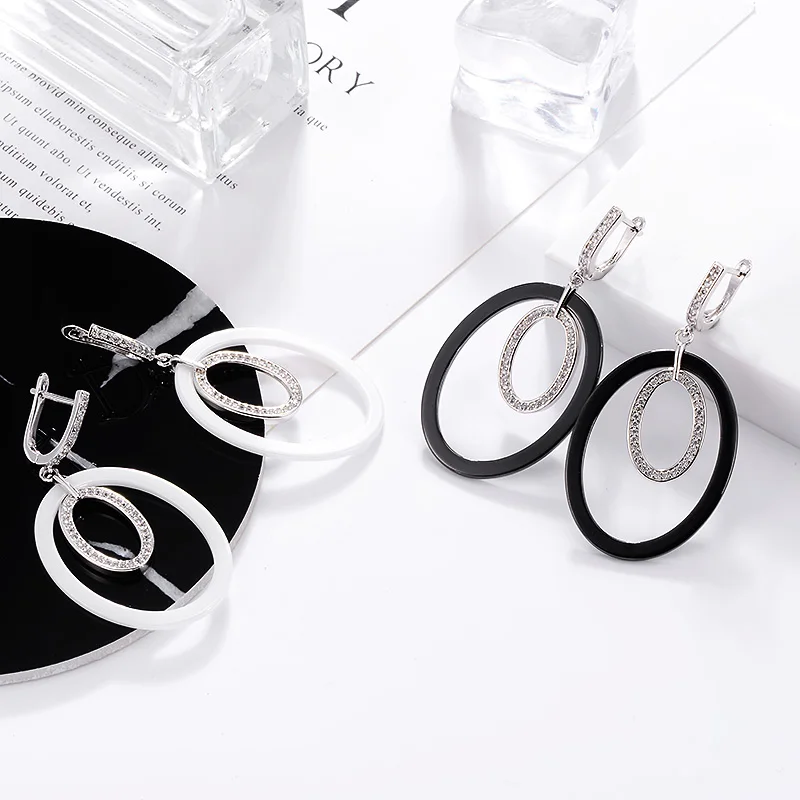 Женские керамические серьги с фианитом большие круглые золотого и серебряного