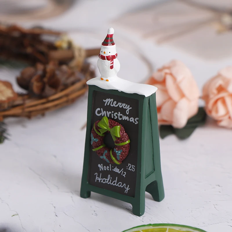 

Miniature Shop Decorative Christmas Notice Board 1:12 Dollhouse Furniture Toys