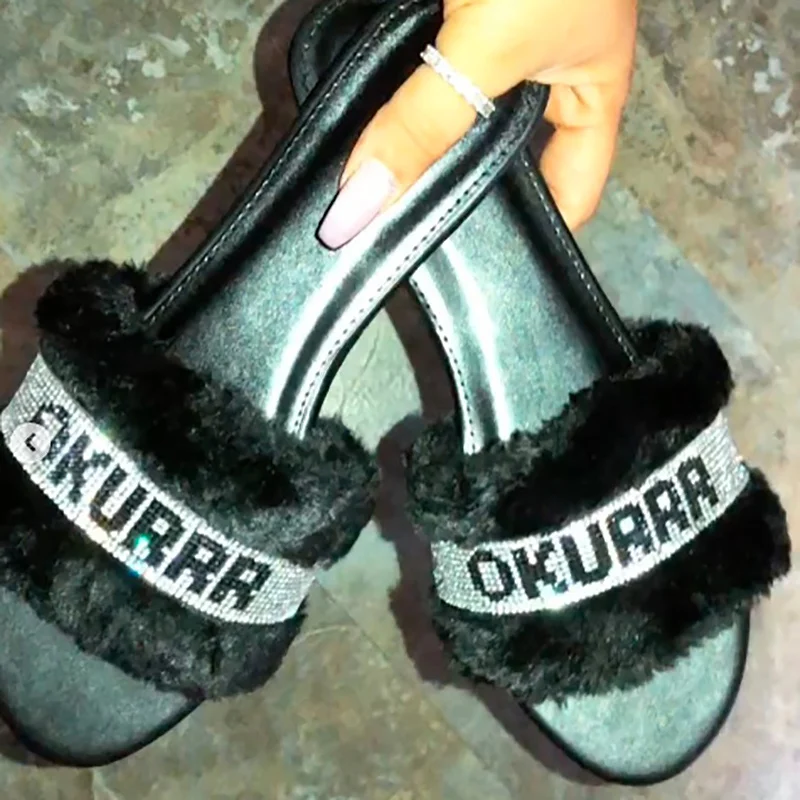 Женские меховые шлепанцы Модная летняя обувь со стразами модные летние на