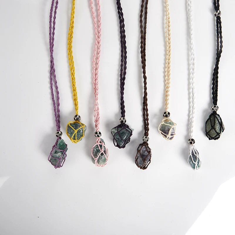 

1 шт., цепочка с подвеской в виде футбольного мяча