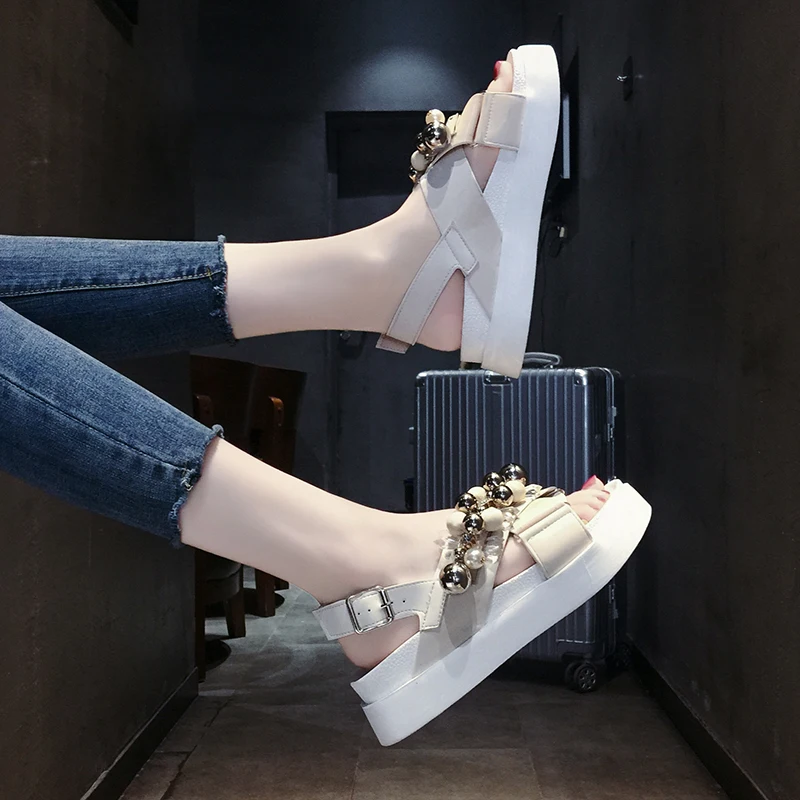 

Hollow Out Open-Toed Sandals Fashion Diamond Beads Women Outdoor Wedge Shoes Female Waterproof Platform Summer Footwear 2021