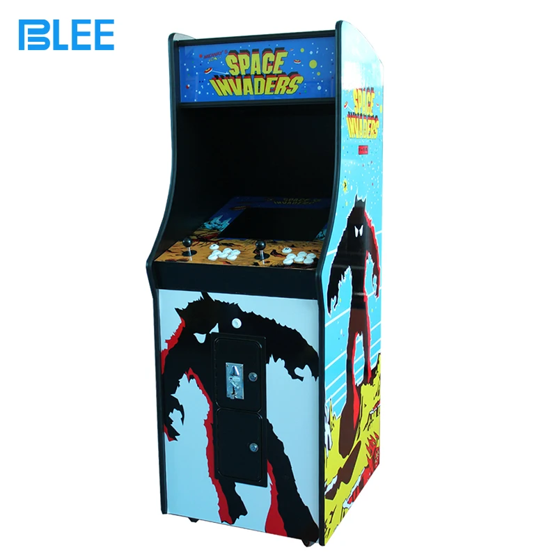 2 игрока аркадная машина Pacman в вертикальном положении с монетницей для аркадных