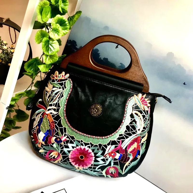 Женская кожаная сумка с вышивкой Johnature вместительная на плечо в стиле ретро 2021| |