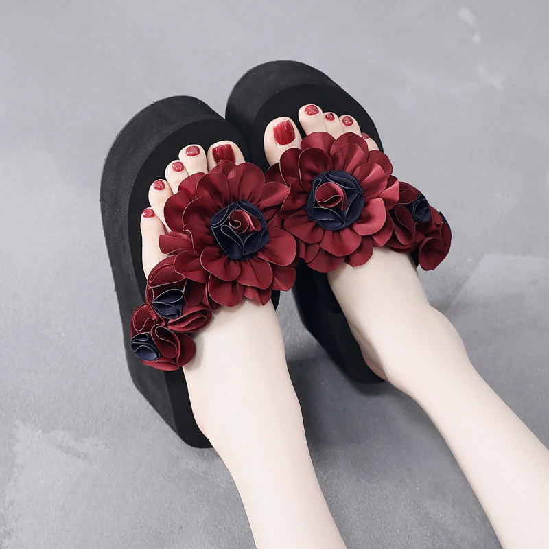 Шлепанцы женские на танкетке с цветами размер 41 повседневные летние | Обувь