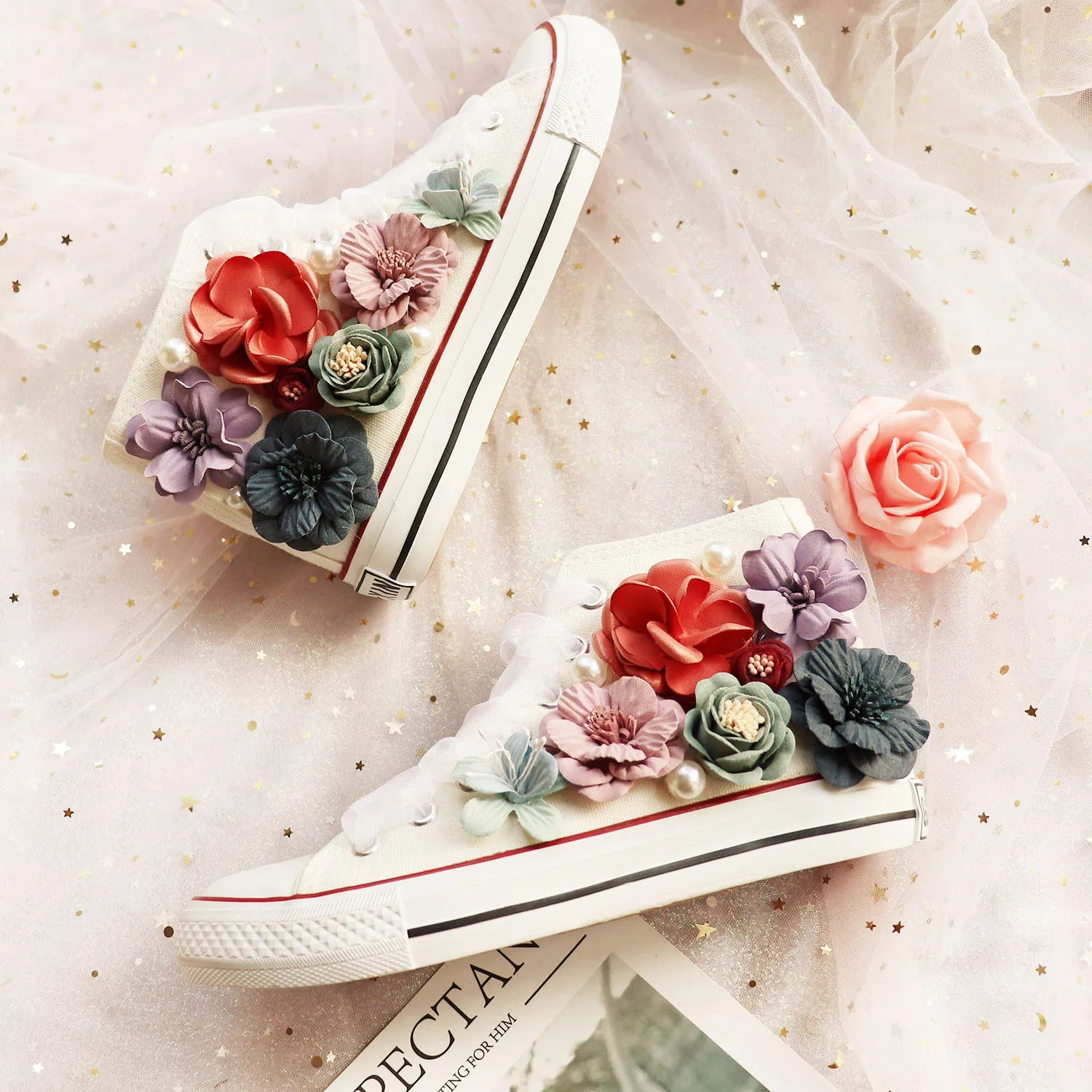 

Кеды женские с высоким верхом, кроссовки карамельных цветов, спортивная обувь с жемчугом для студентов, парусиновые туфли, весна