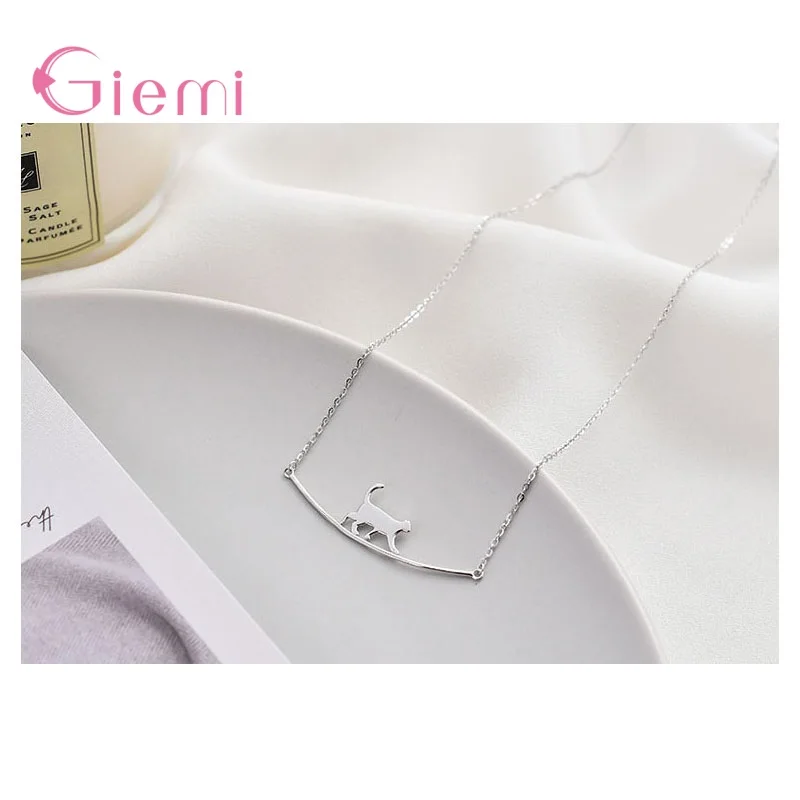 Женская цепочка из серебра 925 пробы с кулоном