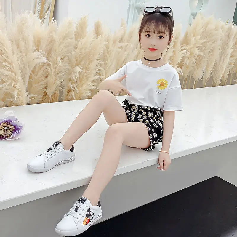 

Детский хлопковый костюм с коротким рукавом и принтом подсолнуха