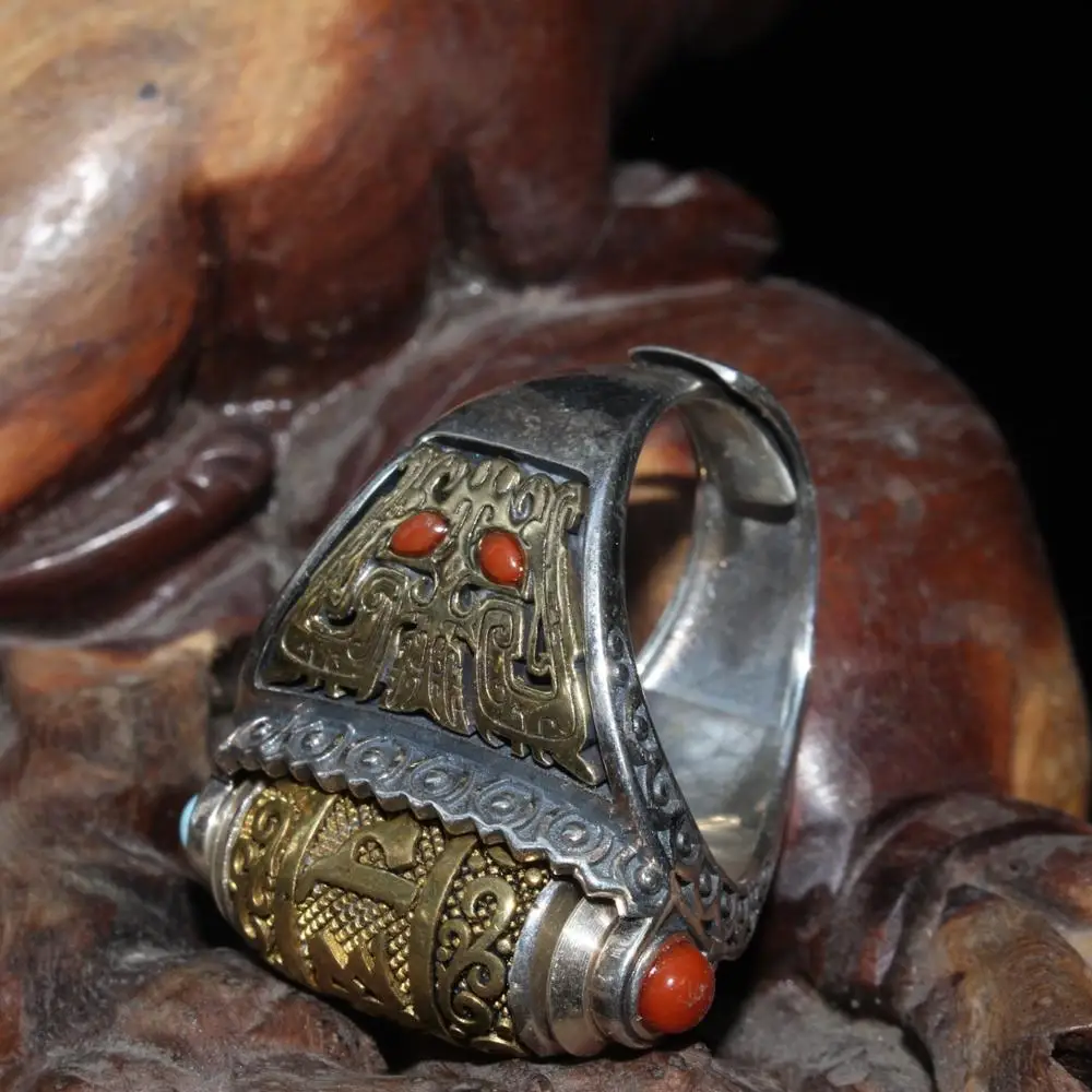 

Exquisite retro Natural Turquoise Coral inlaid with pure silver gold-plated ring