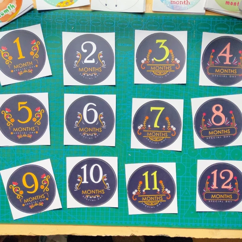 

12 Pcs/Set Baby Pregnant Monthly Stickers Floral Memory Recording Milestone Sticker Newborn Growth Photo Photography Props
