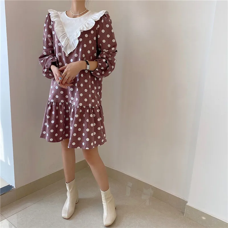 

Chic Vintage Polka Dot Dress for Ladies Elegant Cute Kawaii Dating Dress Peter Pan Collar Corduroy Dress 2020 Fall Winter Women