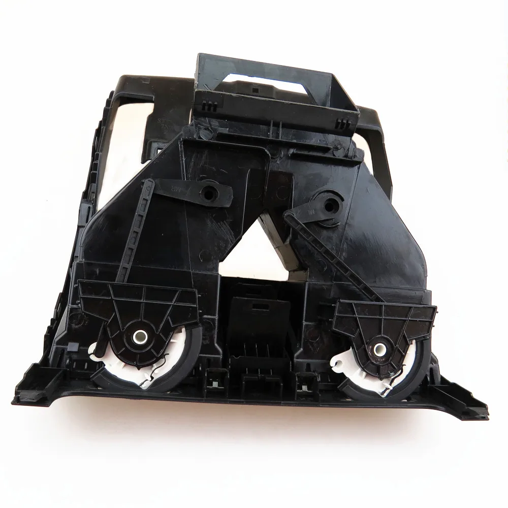 Черные передние панели приборной из АБС пластика центральный воздуховыпускной