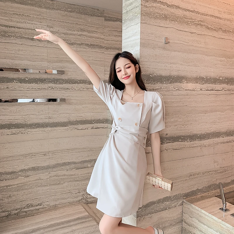 

Restoring ancient ways will spot the summer new French party brought the dress with short sleeves show thin waist skirt