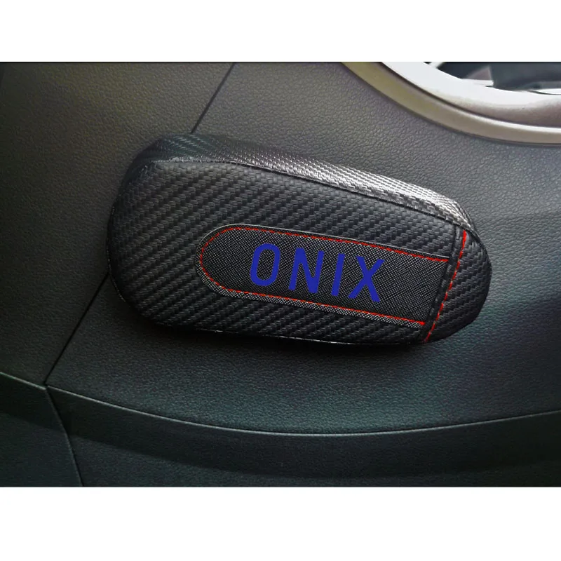Для Chevrolet Onix 1 шт. углеродное волокно кожа авто подушка для ног наколенник