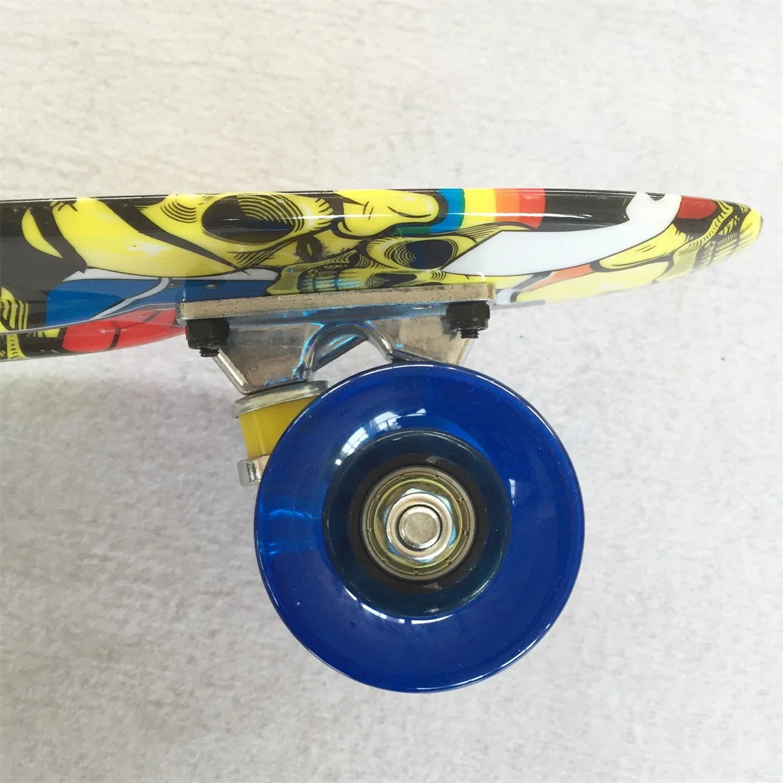 

56x15x10cm Mini Skateboard Graphic Retro Skate Board Deck Completed Cruiser Fishboard Plastic Skateboard For kids Children