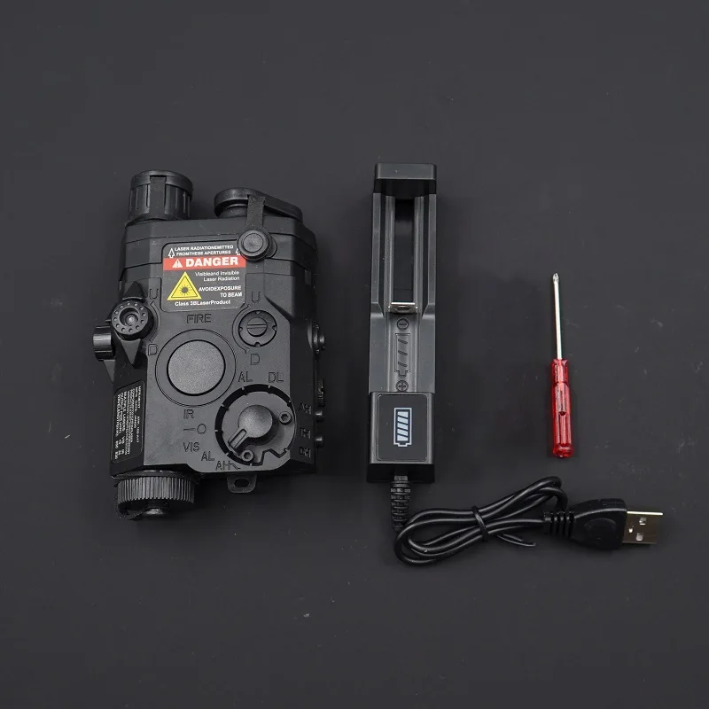 

Multi-Function Flashlight PEQ 15 UHP Green IR Laser Sight With Battery Charger For Tactical Hunting Airsoft Tactical