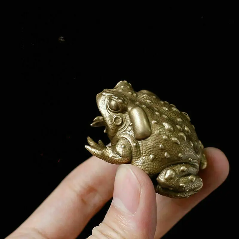 

Античная бронзовая скульптура из твердой латуни жаба маленькое украшение