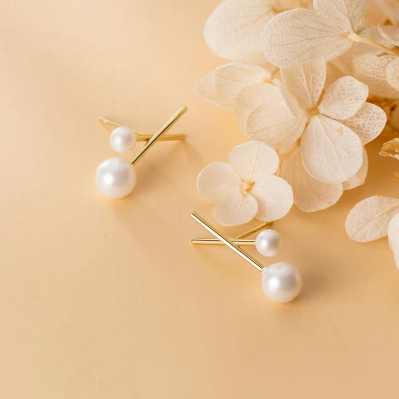 Женские серьги-гвоздики из серебра 925 пробы с жемчугом