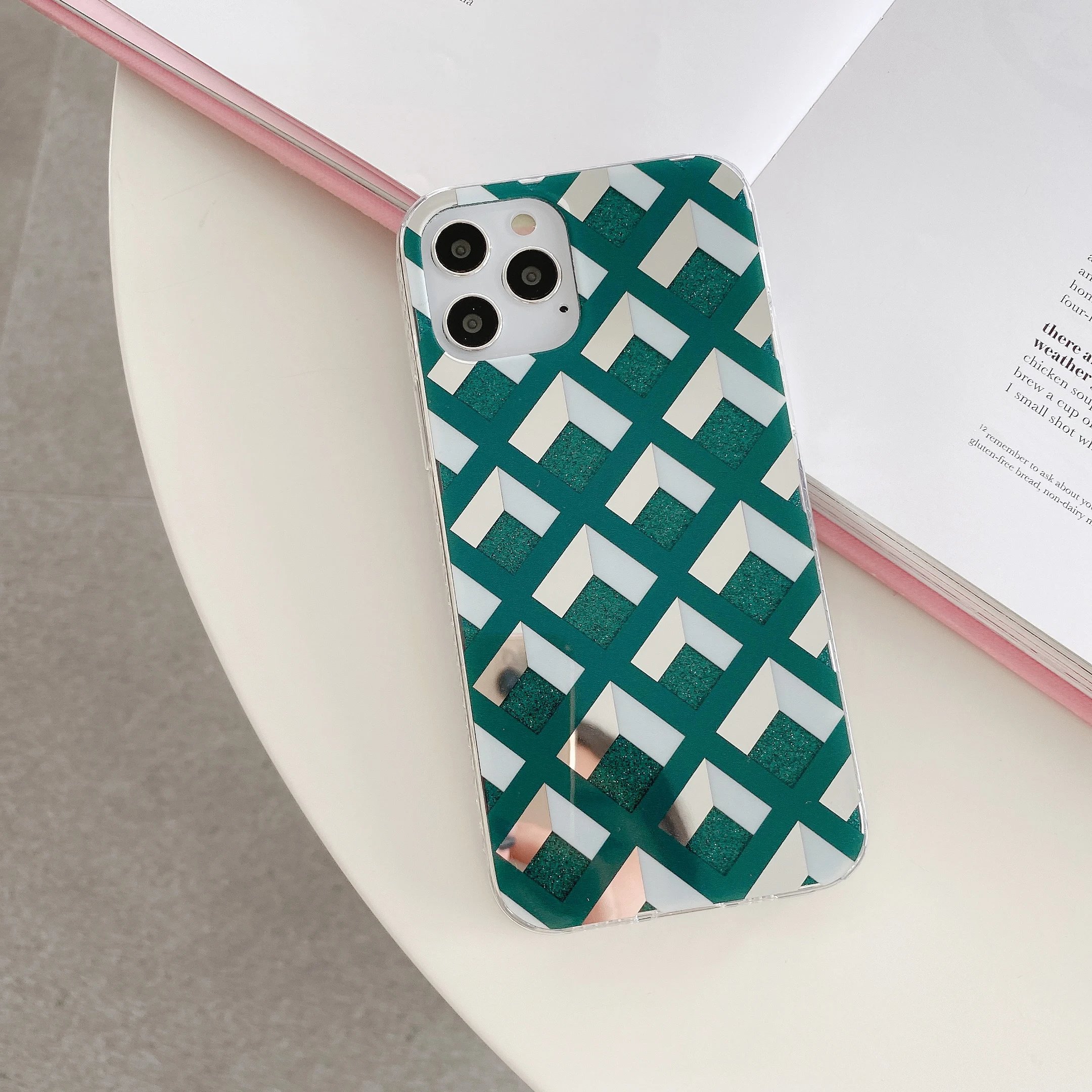 

The box is suitable for iphone11ProMax mobile phone case 7/8plus x xsmax xr protective cover