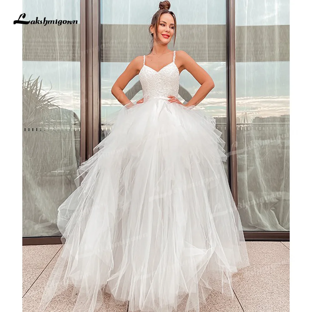 

Женское ТРАПЕЦИЕВИДНОЕ свадебное платье It's yiiya, белое платье из тюля без рукавов, с открытой спиной и шлейфом без бретелек на лето 2019