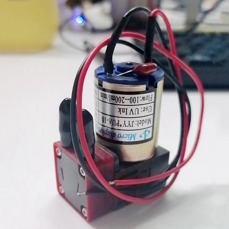 Маленькая чернила насос специальный для подачи чернил УФ машина используется