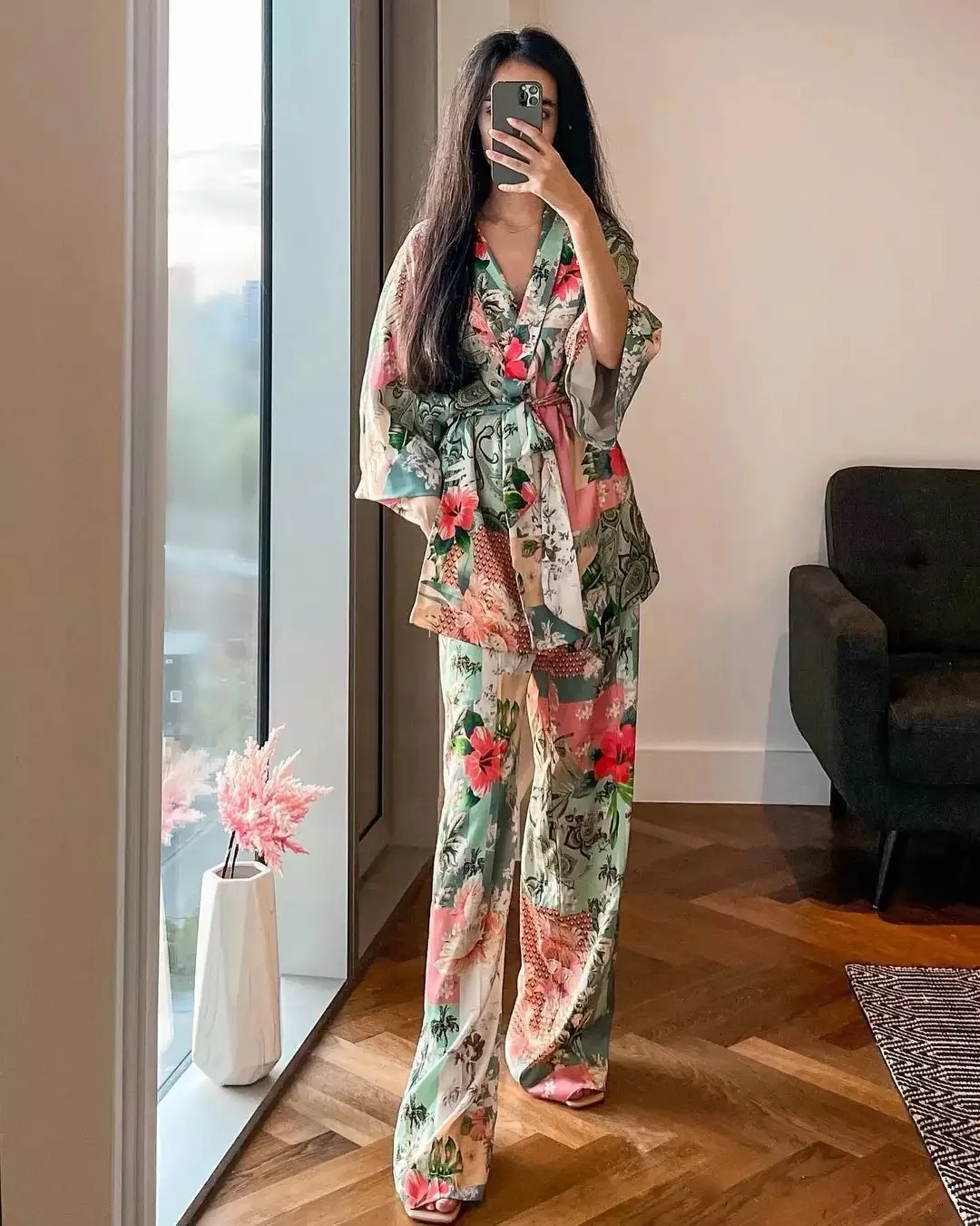 

New Summer Women Vintage Two-Piece Set Beach Style Split V- Neck Belt Shirt Elastic High Waist Casual Trousers Pants Set