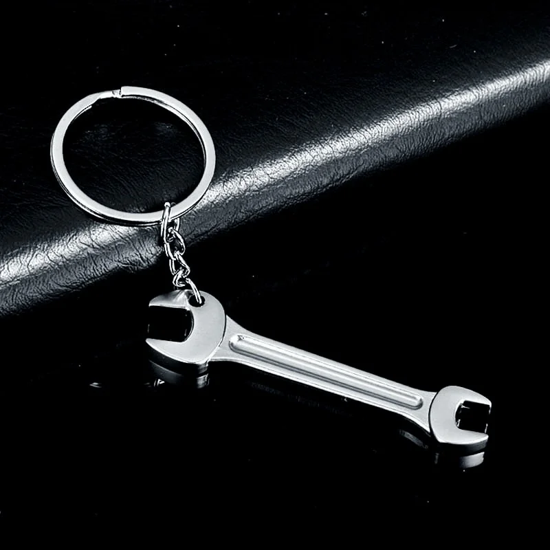 

Key Hook Exquisite Metal Key Chain, Ins Creative Simulation Tool, 9.4cm Wrench, Screwdriver, Hammer, Gift Pendant Hanging Buckle