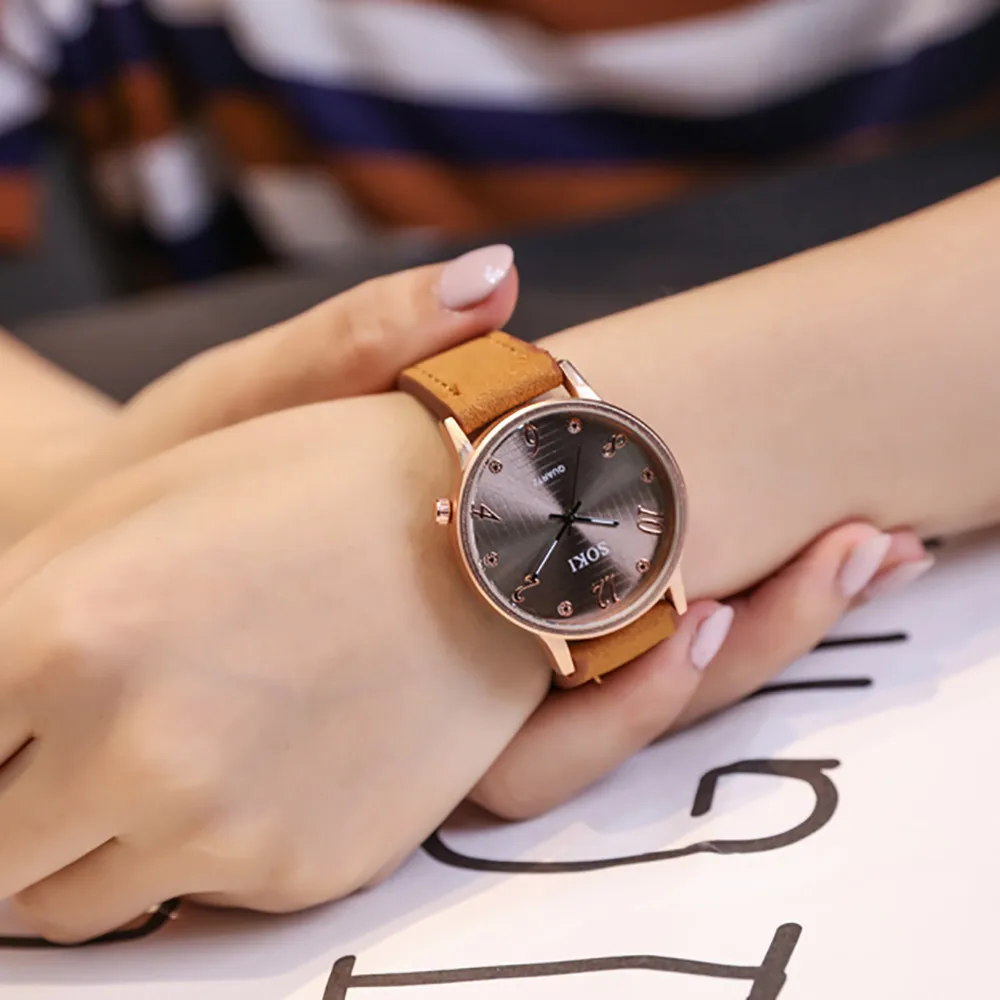 2020 модные женские часы повседневные кварцевые наручные с кожаным ремешком для