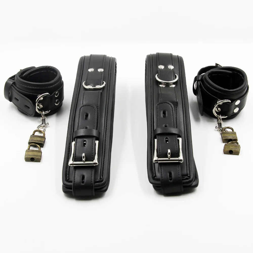 Манжеты на запястье подвязка под бедро раньше фетиш подчиненный интимные