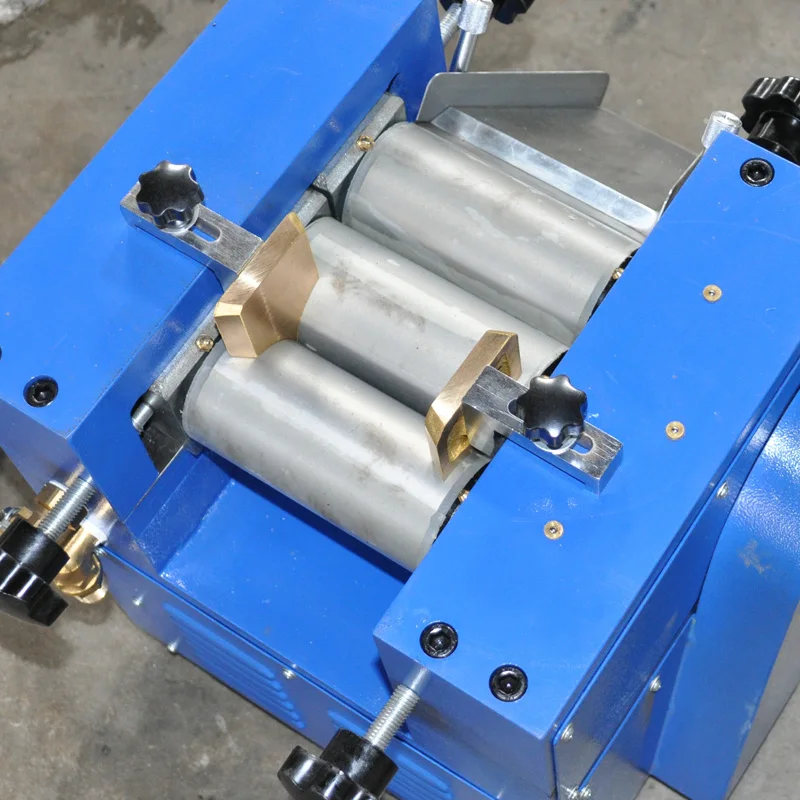 Лабораторная шлифовальная мельница S65 с тремя роликами и циркониевыми