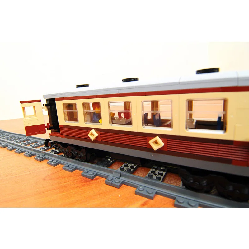 

Flying Scotsman(Emerald Night) With 3 Figures Building Kit Recreate The Iconic A Great Gift Idea For Train Enthusiasts Toys