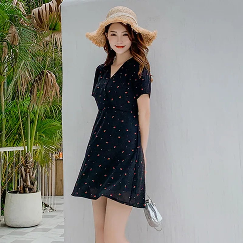 

Elegant Dresses For Girls Summer Sexy Deep V-neck Vintage Fresh Small Floral Lace High Waist Dress Simple Dot Beach Style Dress