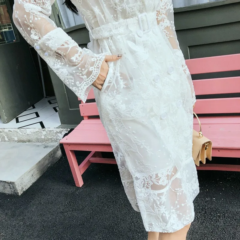 С элегантными белыми кружевными отворотами для праздника вечерние платье Леди